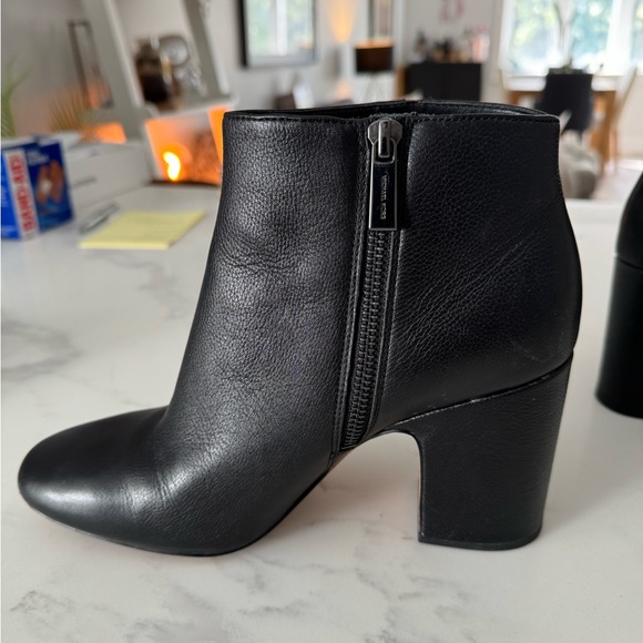 Michael Kors ankle boots - Picture 2 of 4
